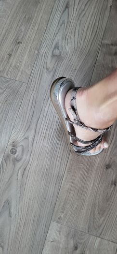 GIOSEPPO silver bling strappy sandals Sz 41 (Fit 7-7.5 UK)