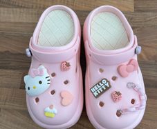 Hello Kitty Slippers 39-40 woman