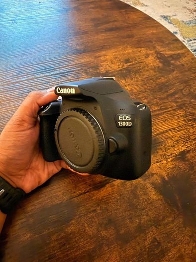 Canon Eos 1300d Dslr