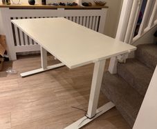 Sit / Stand desk