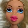 Bratz MGA Passion 4 Fashion Funky Fashion Makeover CLOE Styling Head 2002 Used Please look at the pictures Image 4