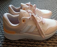 Adidas Znchill Lightmotion Shoes (UK 6.5, EUR 40)