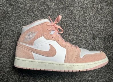 Nike Jordan 1 UK 8.5