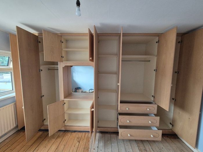 Built in wardrobe