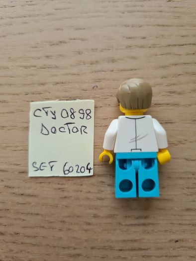 lego cty0898 doctor, set city 60204