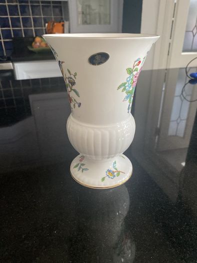 Aynsley large cottage garden vase wi