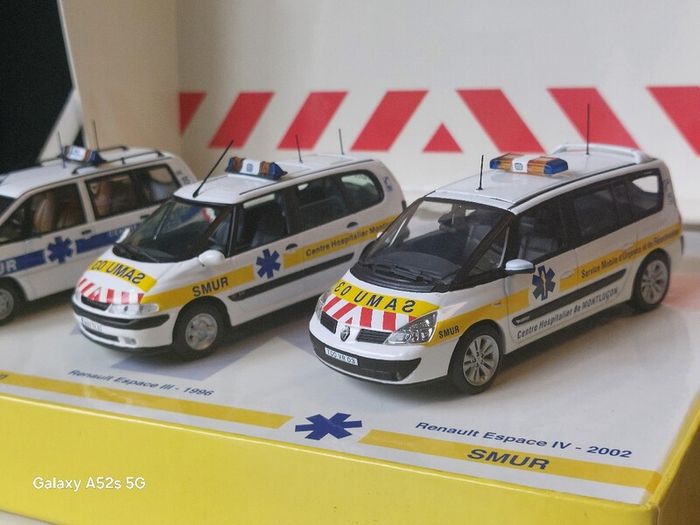 Universal Hobbies 1:43 Renault Espace French Emergency SMUR Set (3 Cars, Boxed)