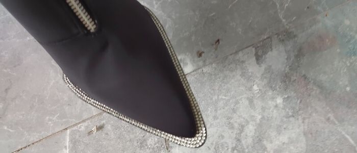 beautiful rhinestones zip front black boots size 41 Sergio todzi