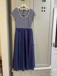 Renowned Designer brand Maxmara Weekend French navy and cream womens dress BRAND NEW WITH TAGS