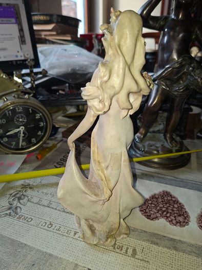Beautiful Old Figurine distinctive Art Nouveau style of Italian sculptor, depicting an elegant woman in a flowing pastel gown holding a floral arrangement, Postage Available or Collection