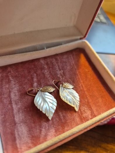 Vintage Mother of Pearl leaf earrings