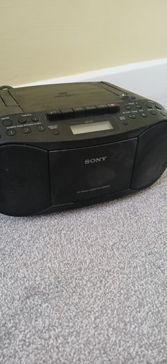 Sony CD Radio Casette player
