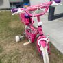 Girls bike 12 inch Image 4