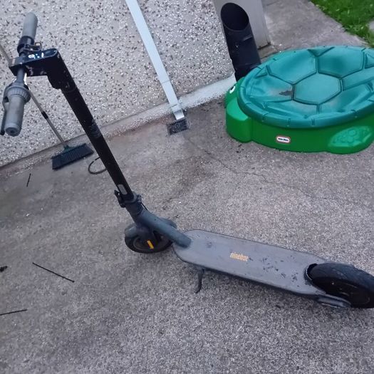 Electric scooter ninebot max g30 300w