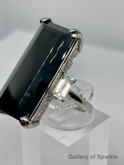 Black Spinel and White Topaz.