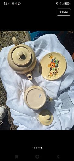 Vintage Carrigware Teapot,Coffee Pot and Resting Plate