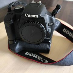 Canon 500D + grip 2x batteries