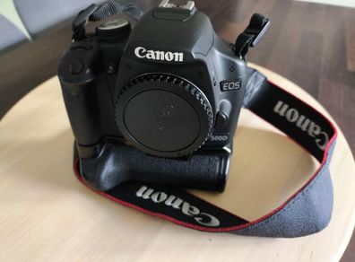 Canon 500D + grip 2x batteries