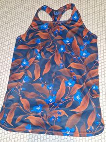 Molo sports top