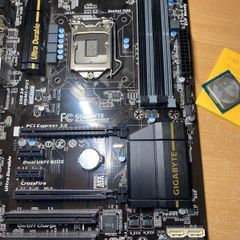 pc motherboard