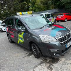 auto taxi for rent