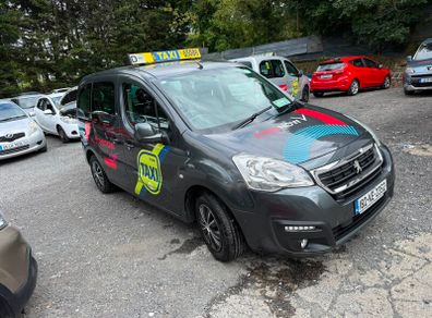 auto taxi for rent
