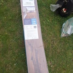Metro Chestnut laminate flooring