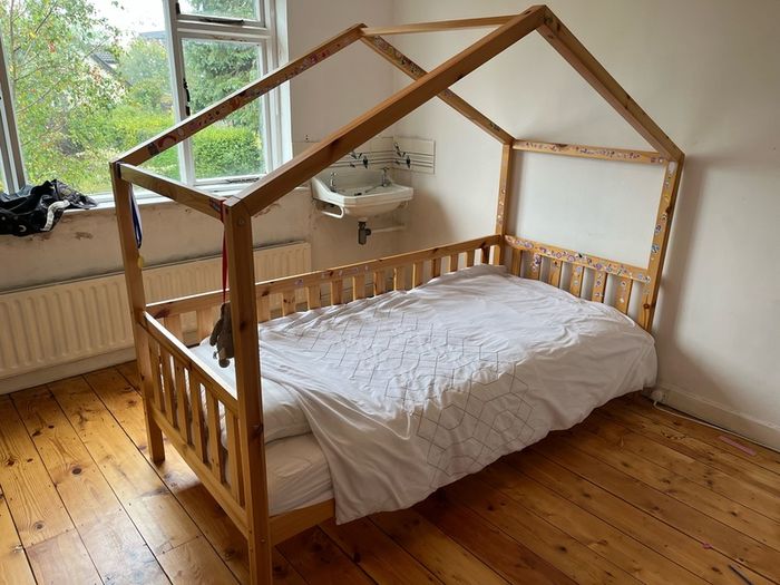 Children's House Bed