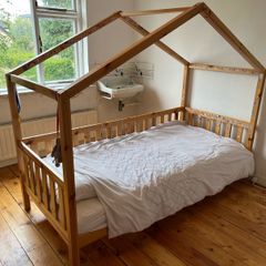 Children's House Bed