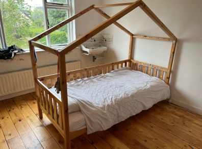 Children's House Bed