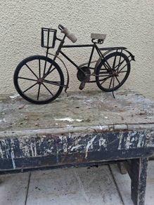 Large delivery bicycle ornament