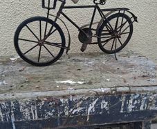 Large delivery bicycle ornament