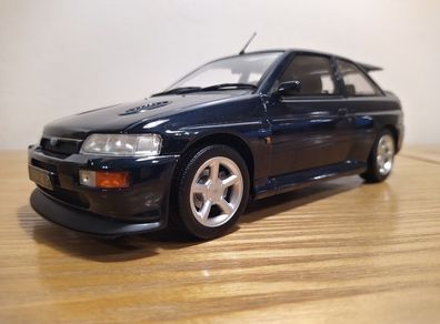 Ford Escort RS Cosworth 1992 Dark Blue Metallic RHD 1/18 New in Box