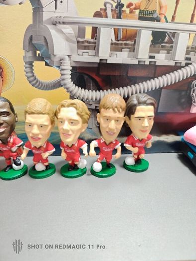 Liverpool figures vintage
