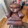 Leather 3 seater recliner and single recliner Image 4