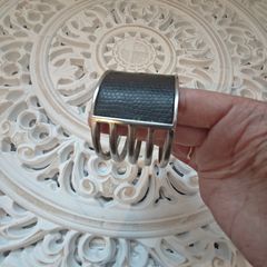 Two tone bangle