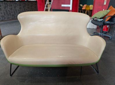 Sofa (2 Sofas)