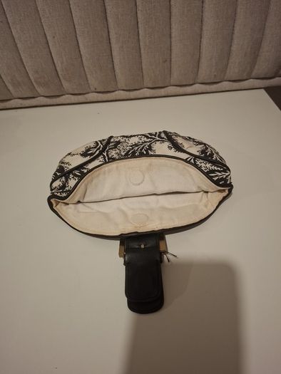 Ladies handbag