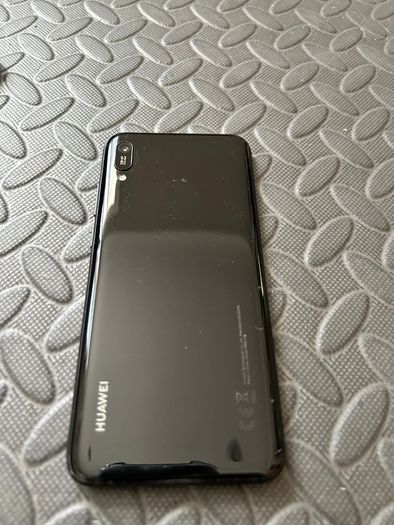 Huawei Y6 Phone Single Sim 32GB Midnight Black, Network Unlocked