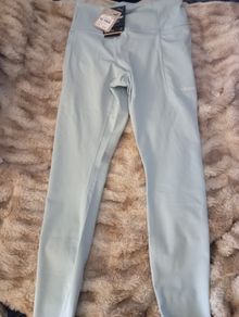 Puma tights size 10
