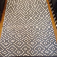 Rug