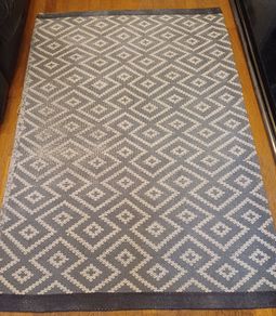 Rug