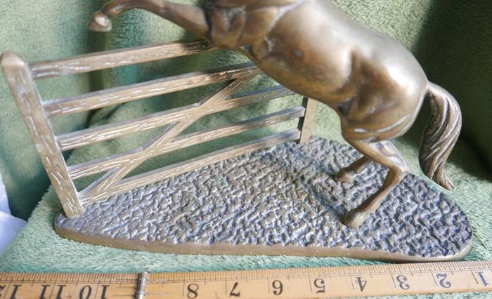Vintage Large Solid Brass Horse on Base Horse Jumping Gate 11" x 9,5"