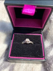 9ct White Gold Diamond Ring