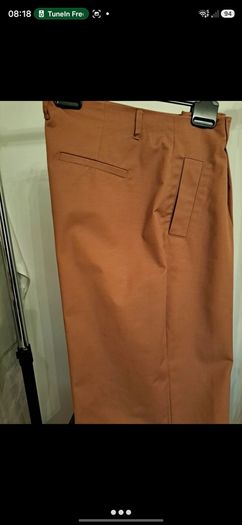 wide leg trousers