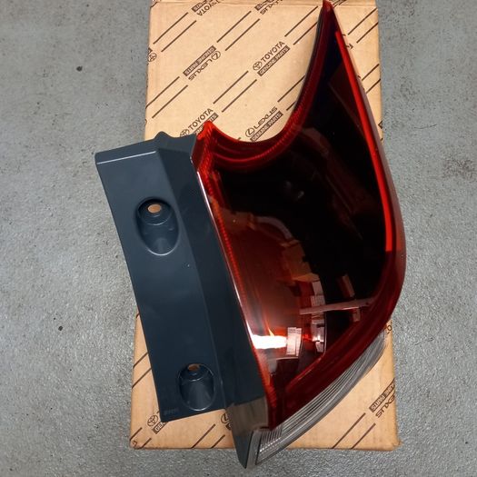 Toyota Auris Genuine Tail Lamp