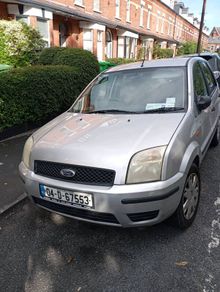 Ford Fusion 2 year 2004 (still working)