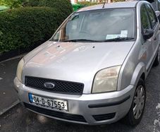 Ford Fusion 2 year 2004 (still working)