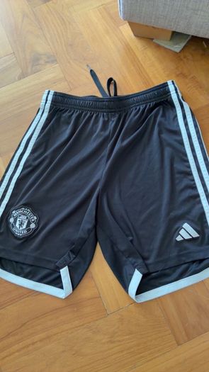 Man Utd shorts