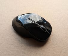 HP X3500 (G57) Wireless Mouse